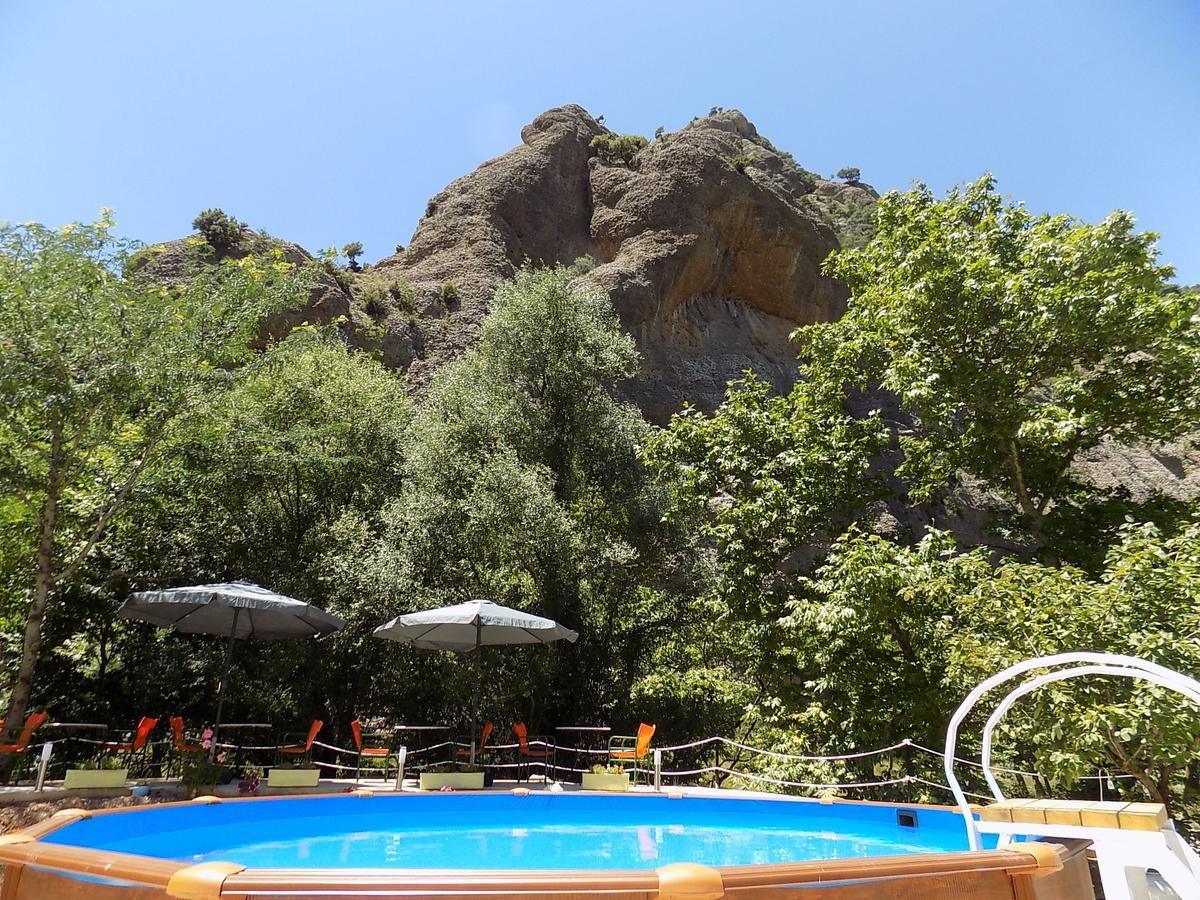 Guesthouse Eleftherios Kalavryta Exterior photo